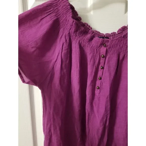 blouse - Picture 2 of 4